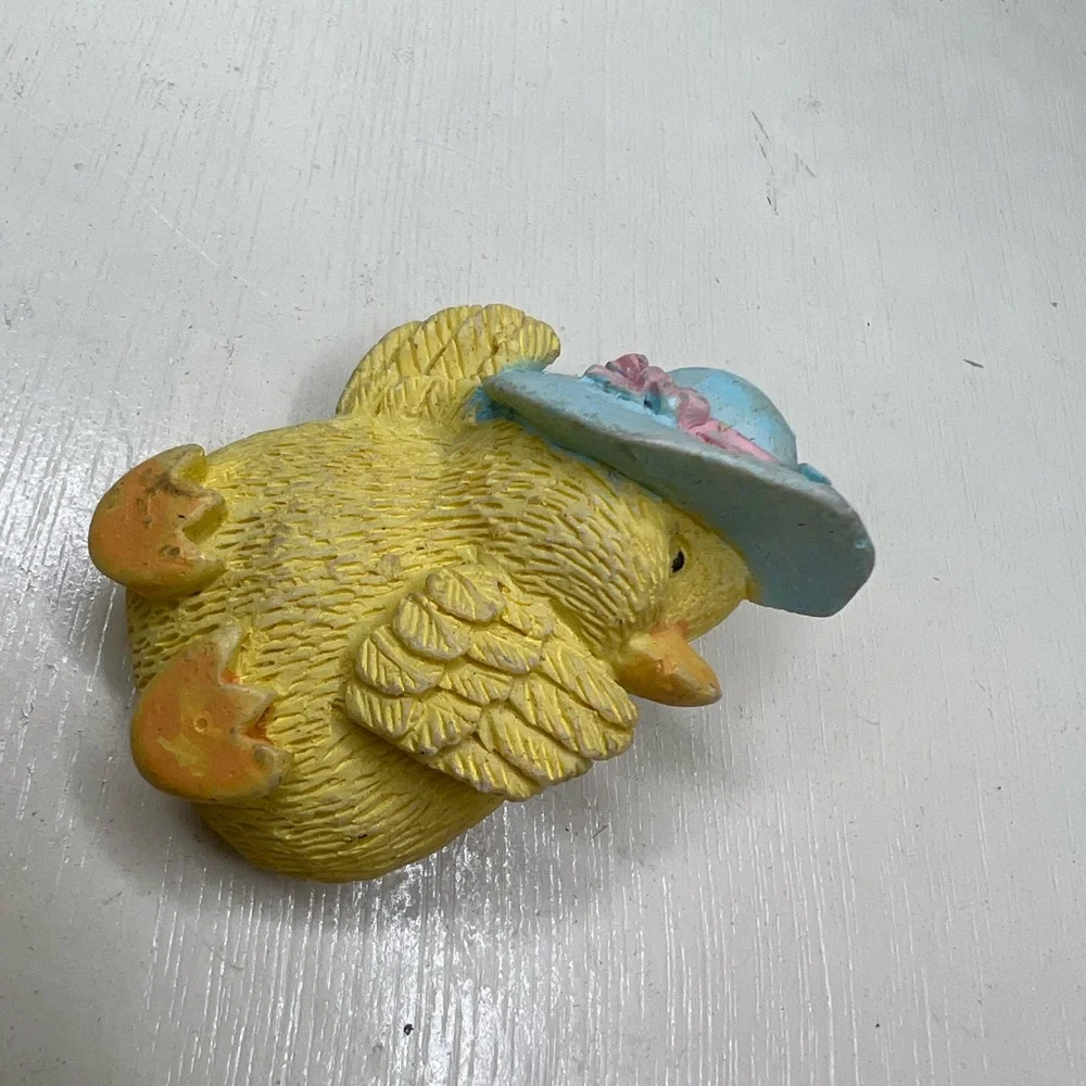 Vintage Easter Chick Pin